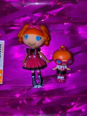 Lalaloopsy minis Bea Spells a Lot and Specs Reads a Lot dolls